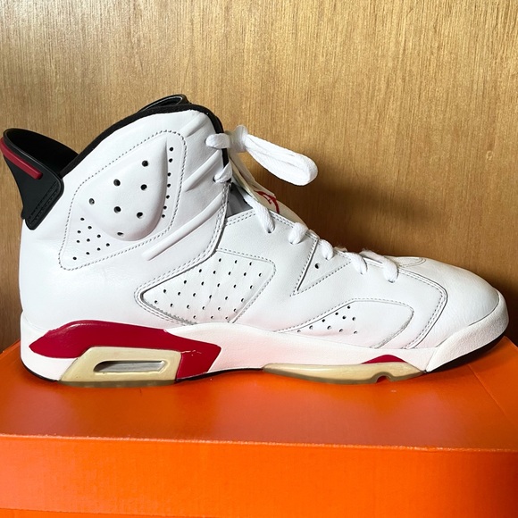 SOLD ❌ Jordan 6 Retro “Bulls” size 13 384664-102 2010 PRE-OWNED - Picture 6 of 8